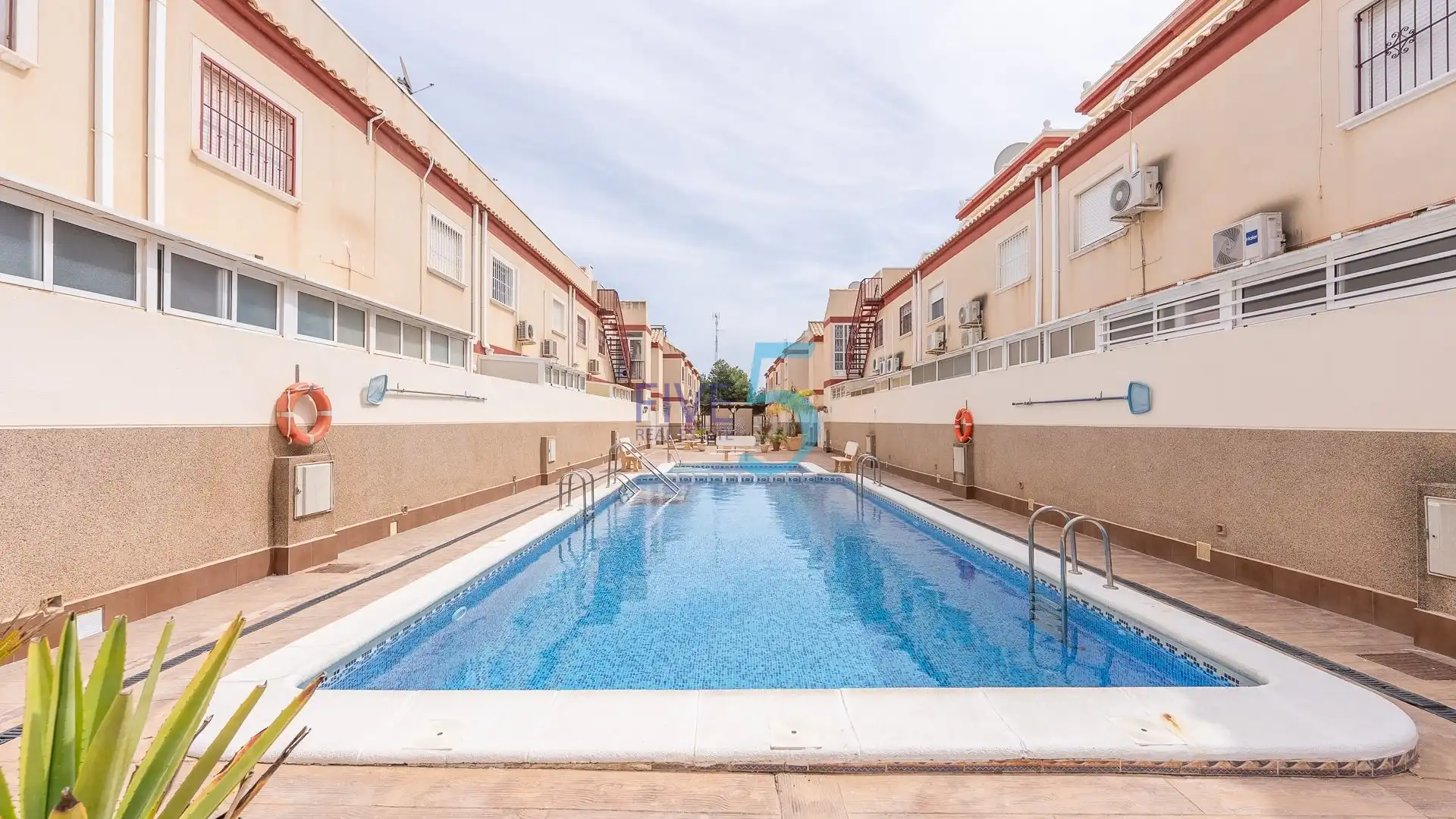 Maison mitoyenne avec terrasse à vendre à Los Peñascos - El Salero - Los Imbernones