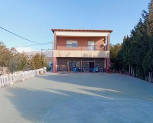 Vista exterior de Finca rústica en venda en Agost amb Aire condicionat, Calefacció i Jardí privat