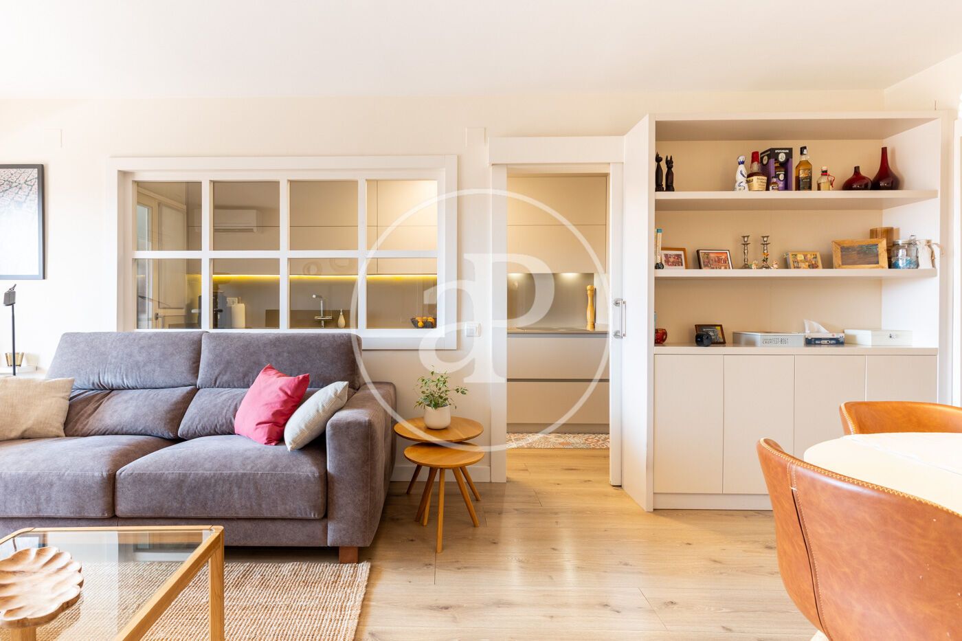 Sala d'estar de Àtic en venda en Sant Cugat del Vallès amb Aire condicionat, Calefacció i Jardí privat