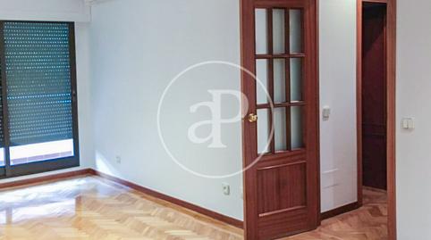 Foto 3 de Pis en venda a San Juan Bautista,  Madrid Capital