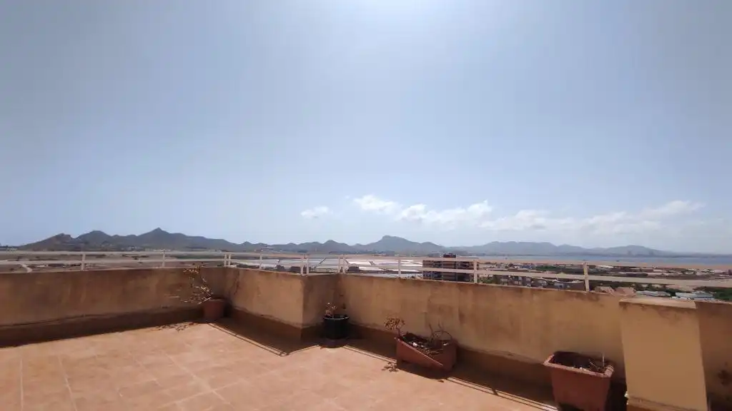Terrassa de Àtic en venda en La Manga del Mar Menor amb Terrassa, Moblat i Forn