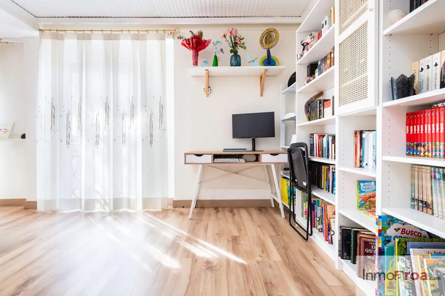 Sala de estar de Piso en venta en L'Eliana con Calefacción y Balcón