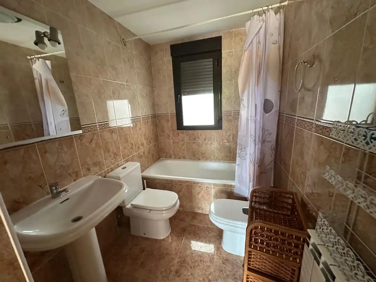 Baño de Piso de alquiler en Navalcarnero con Calefacción y Amueblado