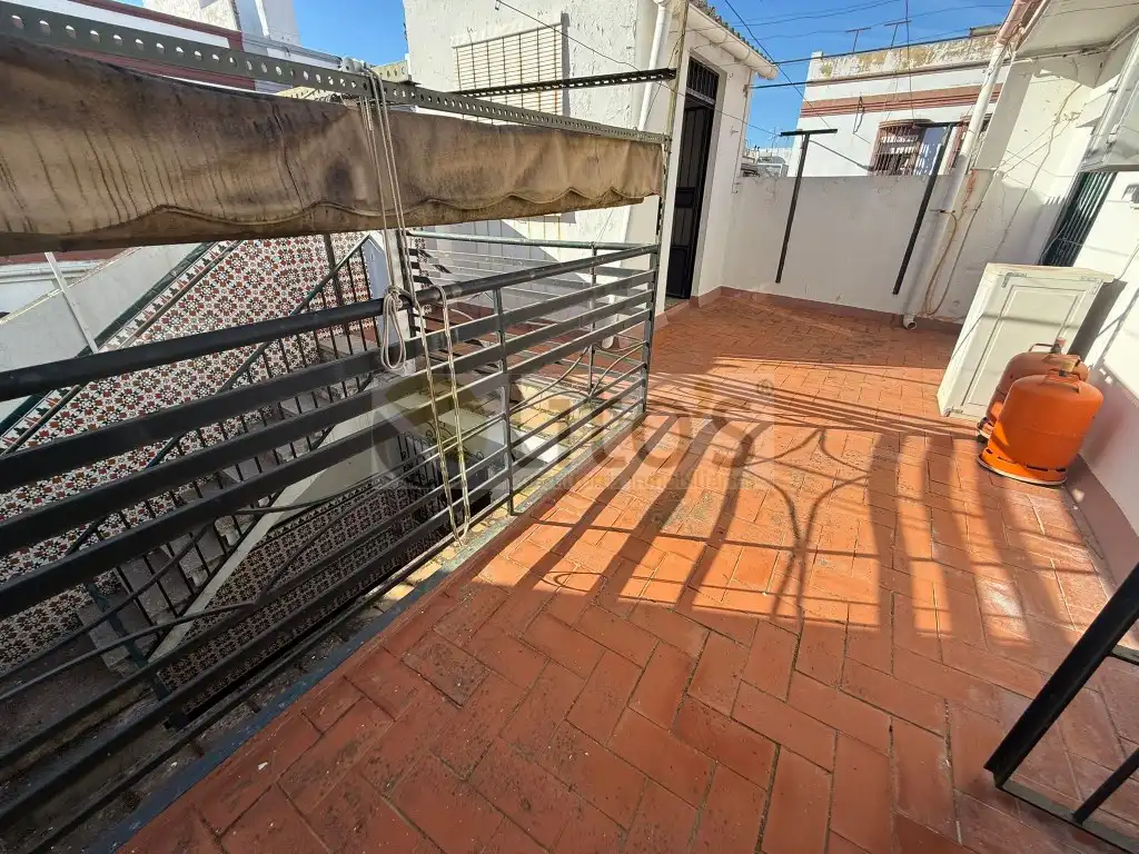 Terrasse von Einfamilien-Reihenhaus zum Verkauf in Dos Hermanas