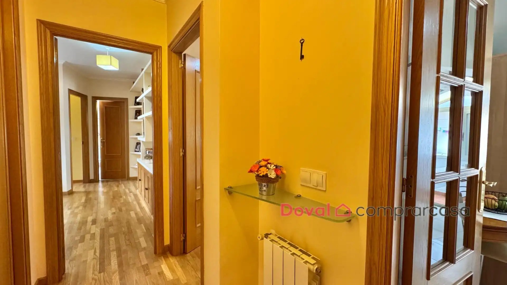 Wohnung zum Verkauf in Tui mit Heizung, Abstellraum und Möbliert