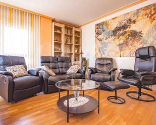 Sala d'estar de Apartament en venda en Los Montesinos amb Aire condicionat