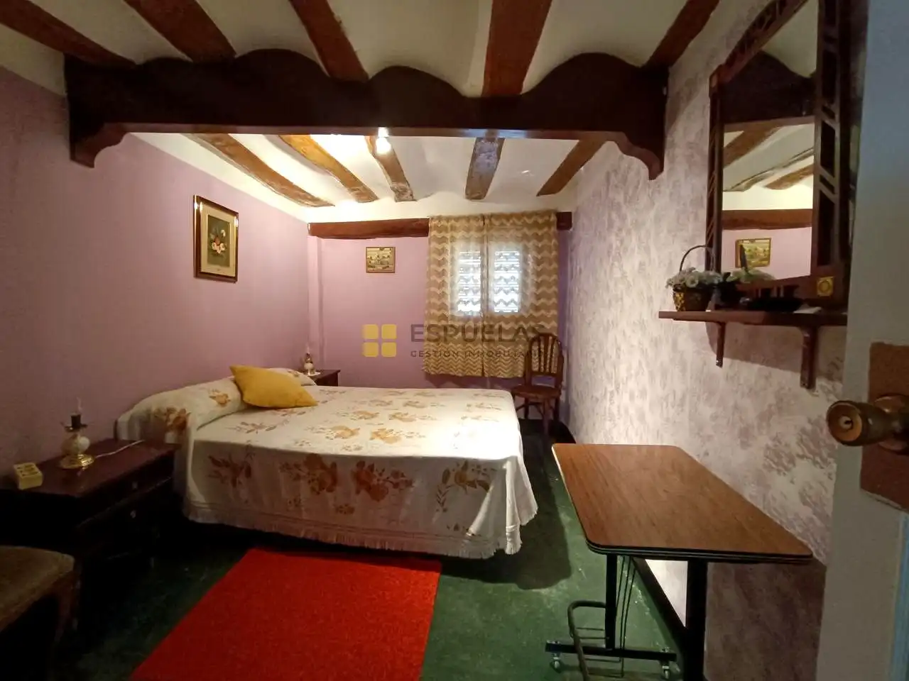 Dormitori de Casa o xalet en venda en Enciso amb Terrassa, Traster i Moblat