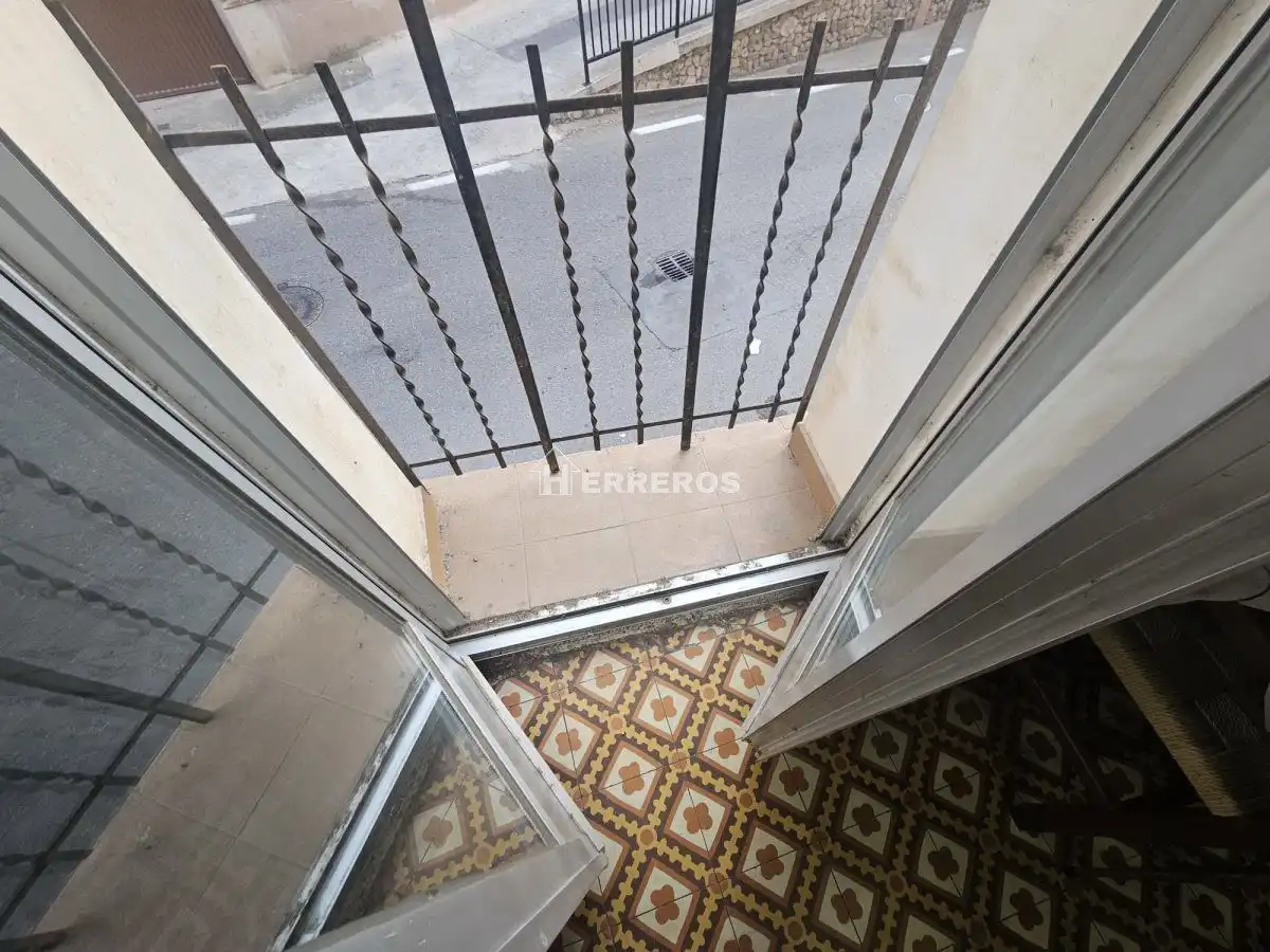 Casa amb terrassa en venda a lorenzo iñiguez, imagen 5