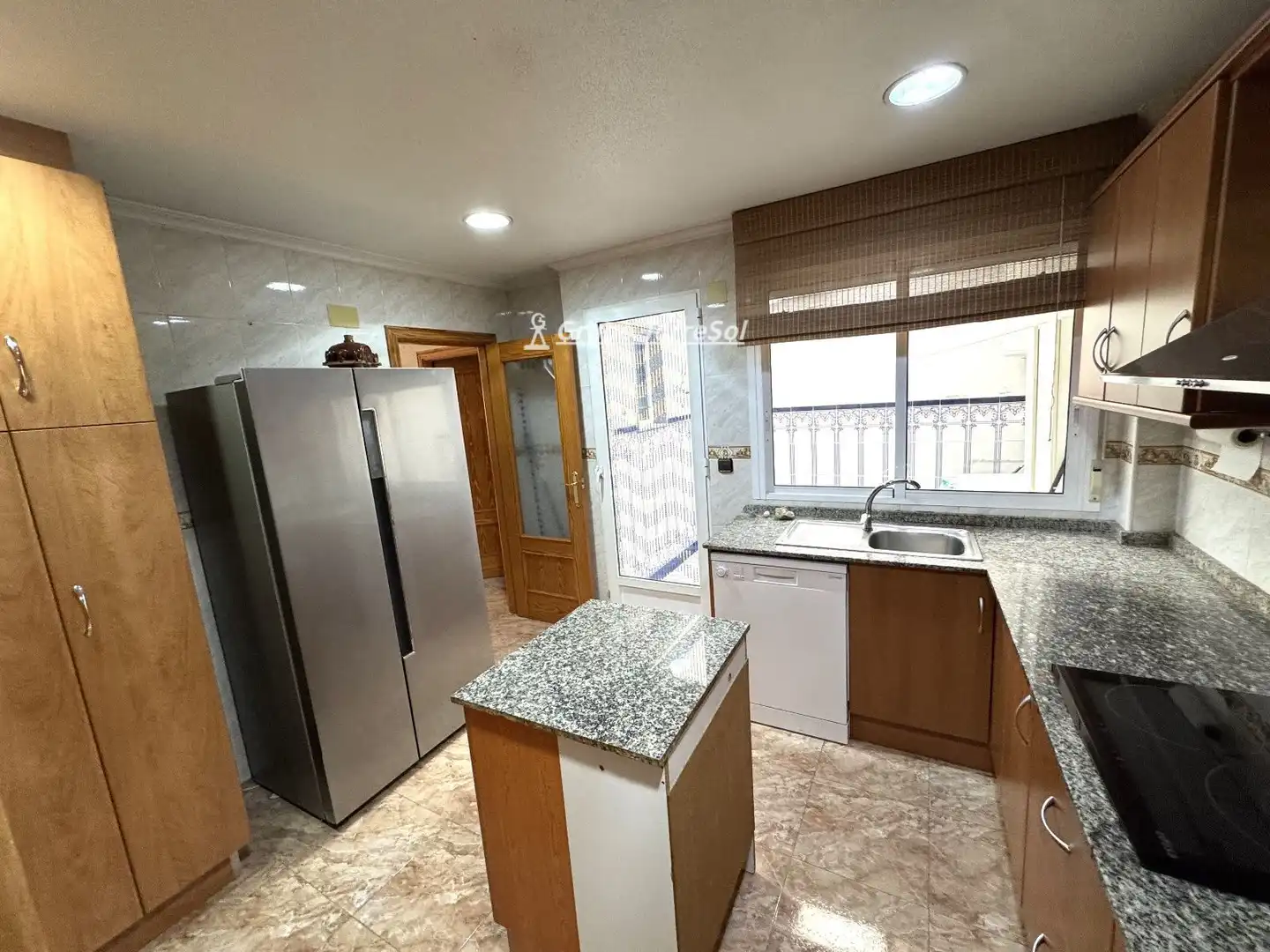 Casa adosada en venta en Catral