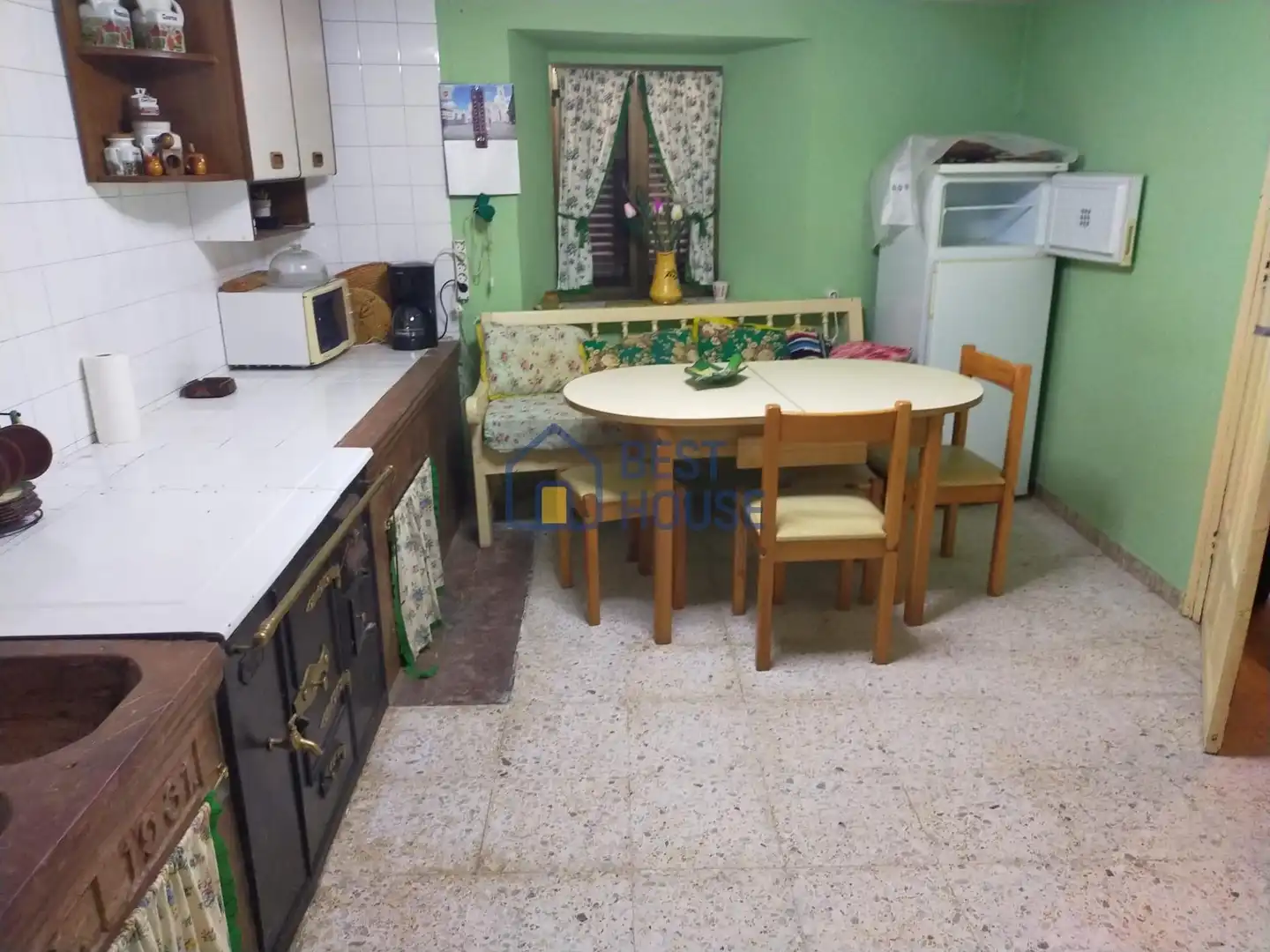 Cocina de Casa o chalet en venta en Boñar con Jardín privado