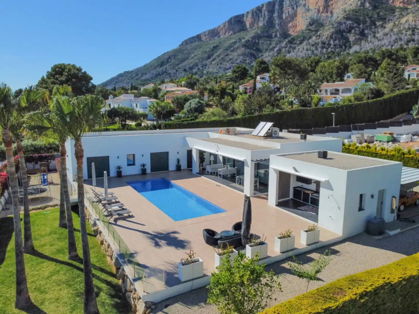 Vista exterior de Casa o xalet en venda en Jávea / Xàbia amb Aire condicionat, Calefacció i Jardí privat