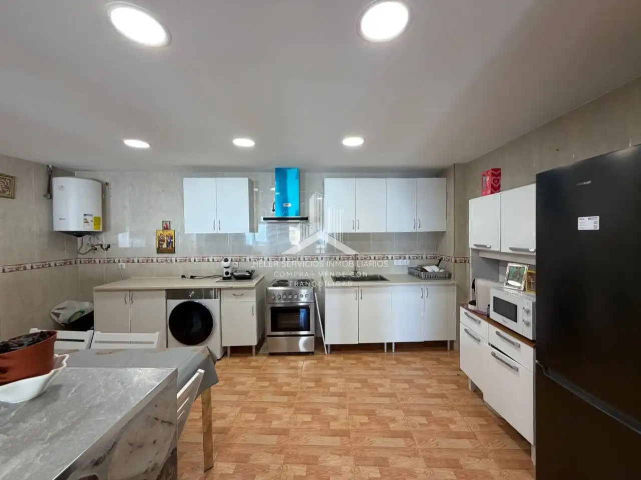 Cuina de Apartament en venda en Vila-real amb Parquet, Terrassa i Traster