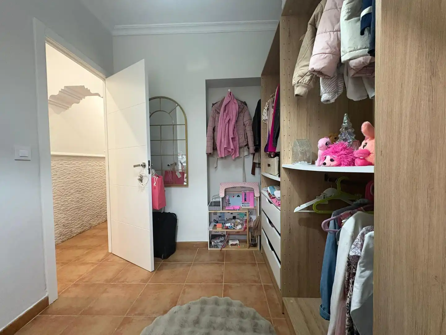 Houses for sale in Algeciras  with Air Conditioner