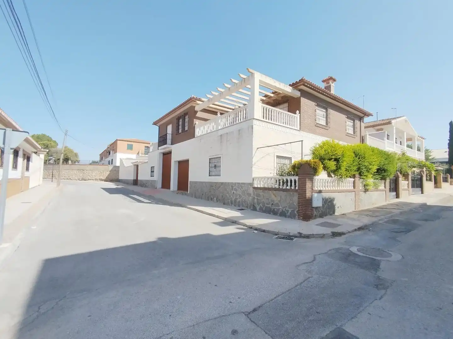 Detached house with terrace for sale in GANIVET