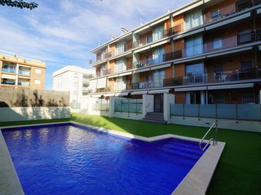 Baixos amb piscina en venda a NAUSICA-LLANSA 4