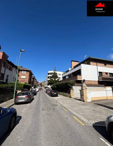 Garaje en Venta en Calle de Talaieta en Usategui