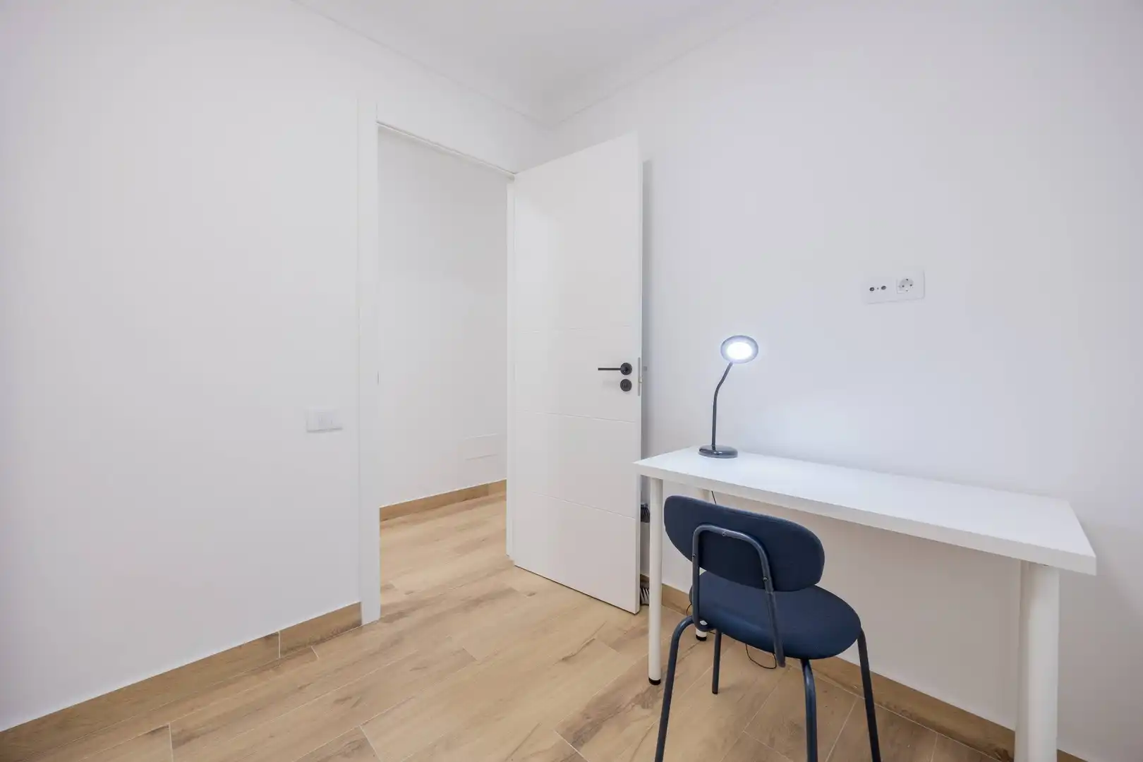 Habitación de Piso de alquiler en Las Palmas de Gran Canaria con Amueblado, Balcón y Alarma