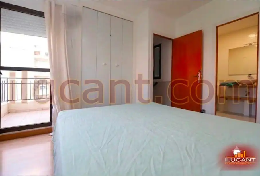 Habitación de Casa o chalet en venta en El Campello con Aire acondicionado, Terraza y Trastero