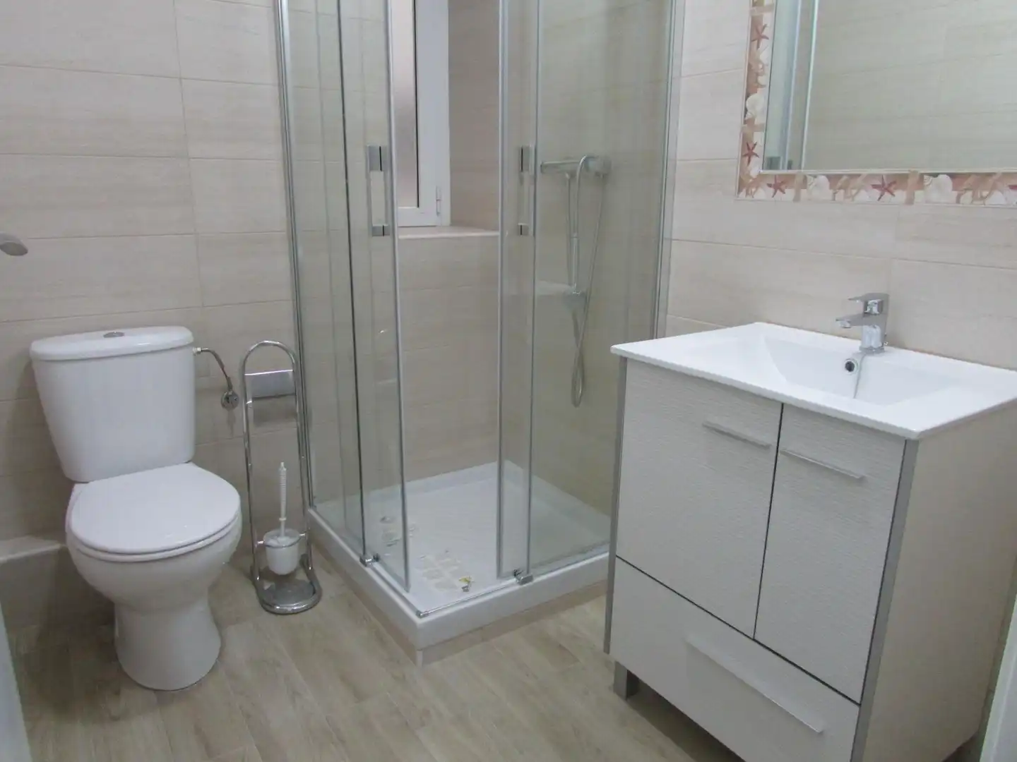 Baño de Piso de alquiler en Cartagena con Terraza, Amueblado y Balcón