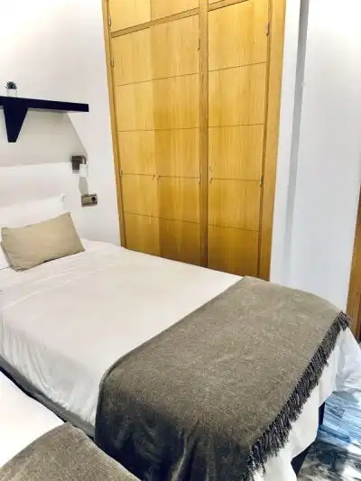 Dormitori de Pis en venda en Ponferrada amb Calefacció i Moblat