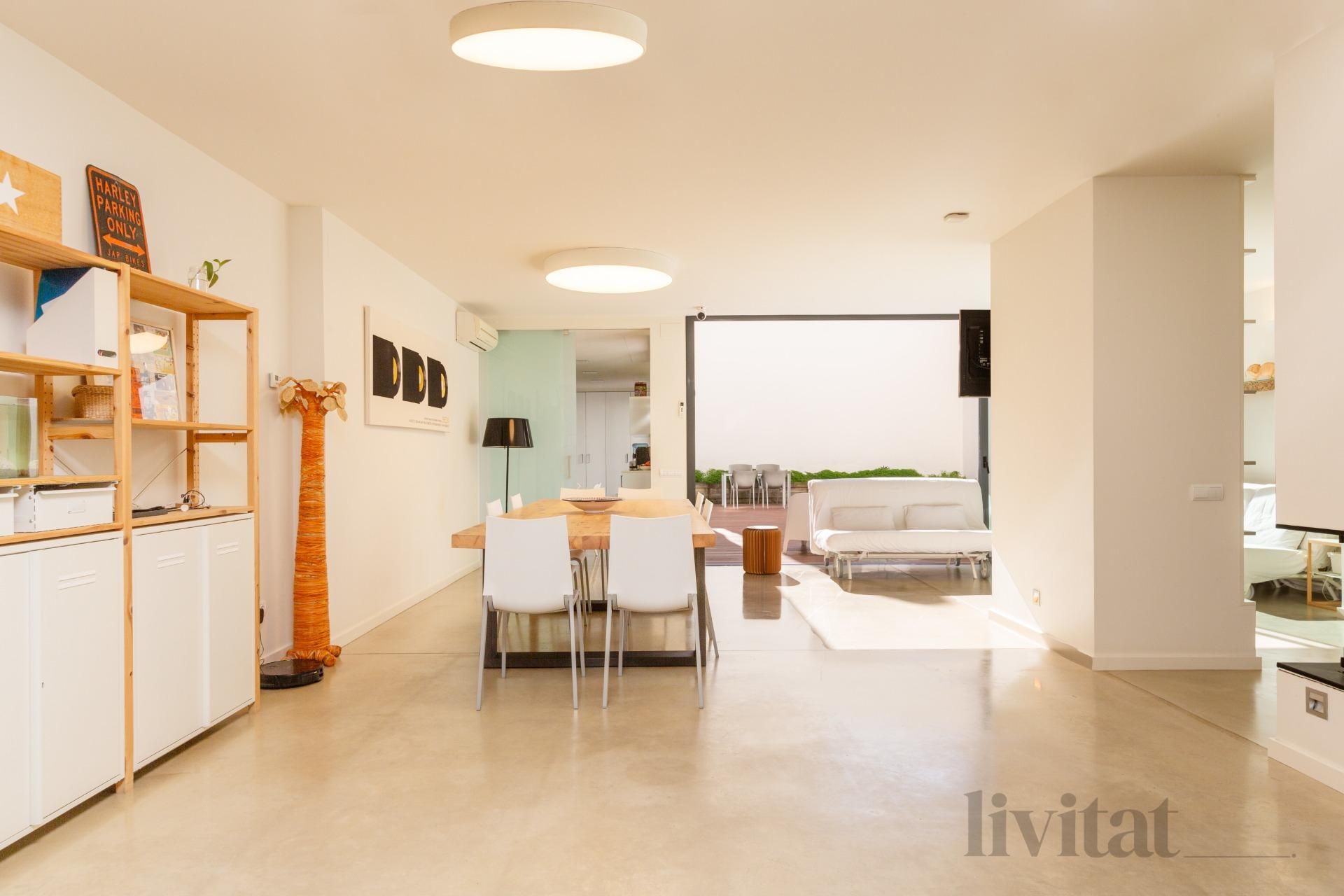 Living room of Single-family semi-detached for sale in Terrassa  with Air Conditioner, Heating and Terrace