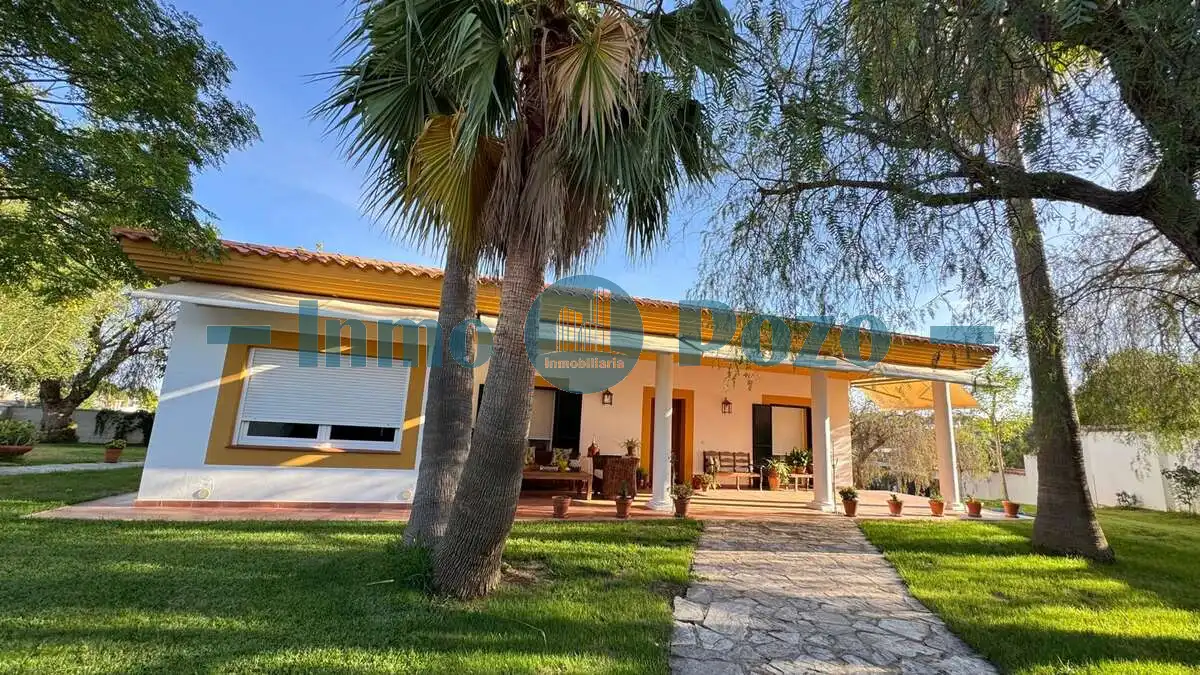 Detached house for sale in Almendralejo, imagen 7