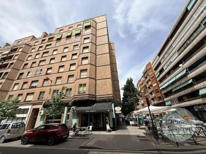 Vista exterior de Pis en venda en Valladolid amb Calefacció