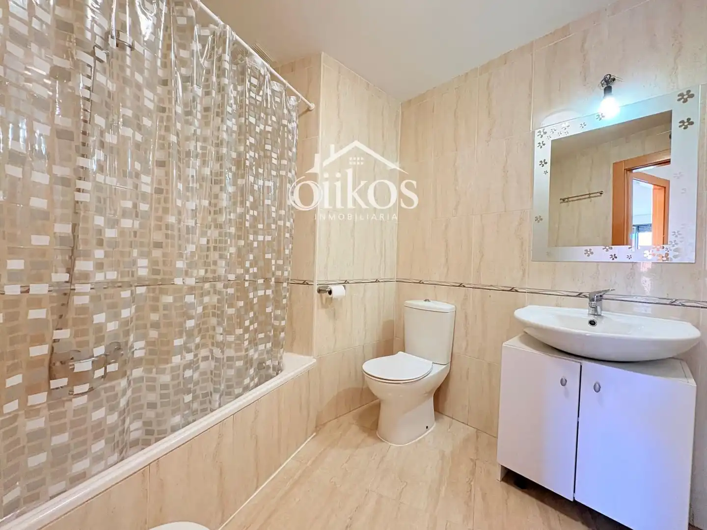 Flat with lift for sale in Villares de la Reina, imagen 9