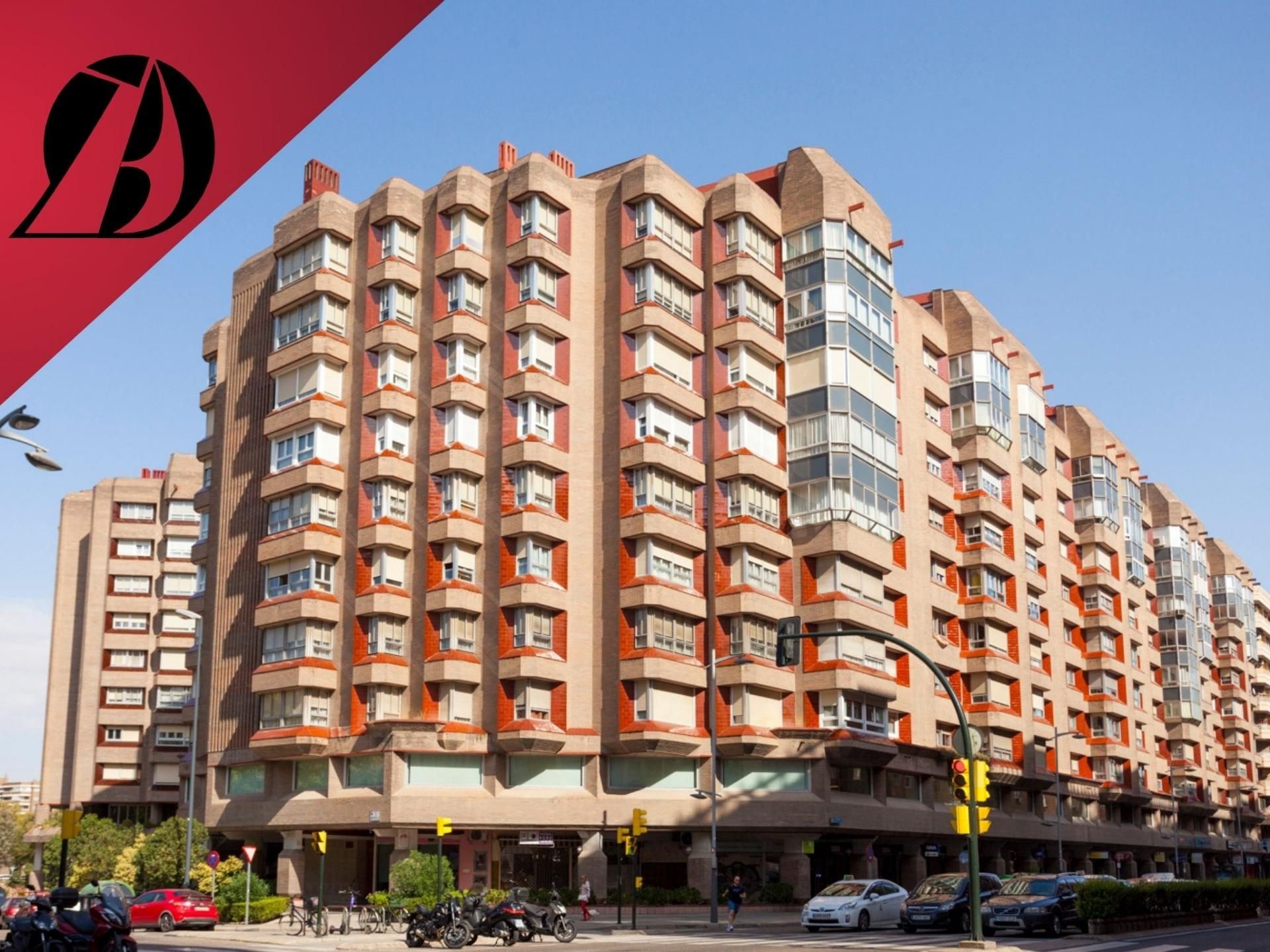 Exterior view of Flat for sale in  Zaragoza Capital  with Heating, Parquet flooring and Terrace