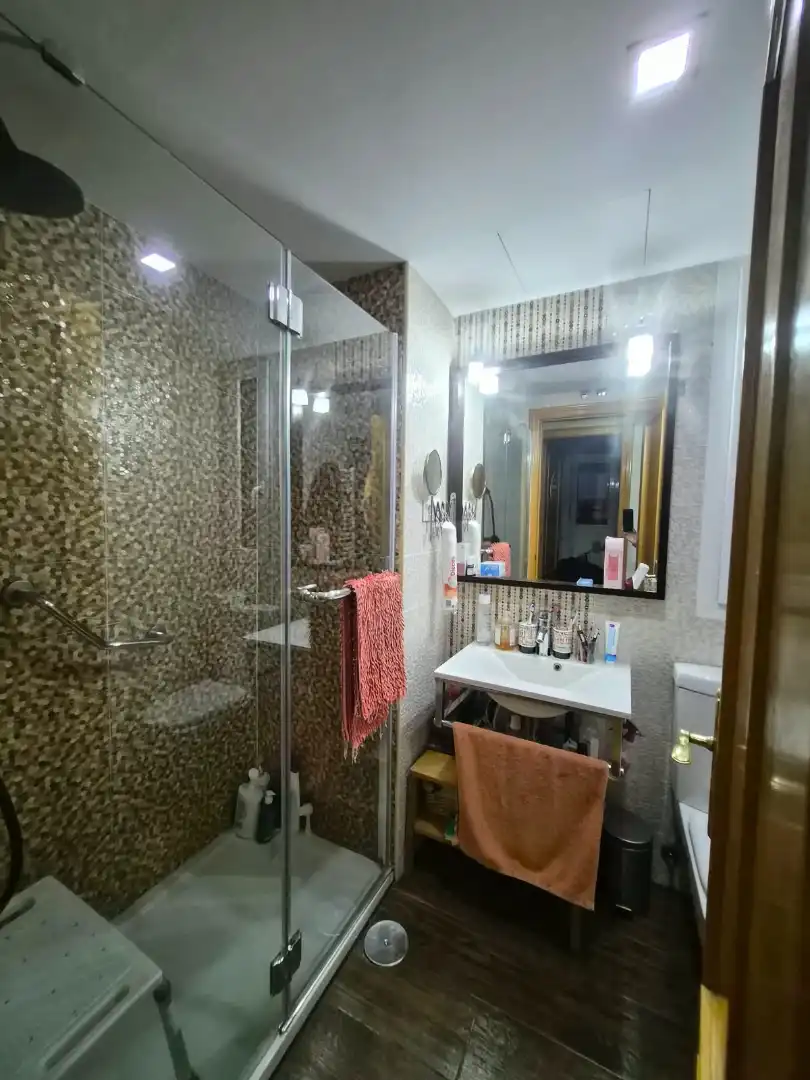 Bathroom of Attic for sale in Restón I - Restón II