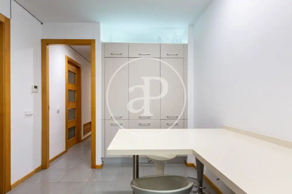 Piso en venta en Valencia con Aire acondicionado, Calefacción y Balcón