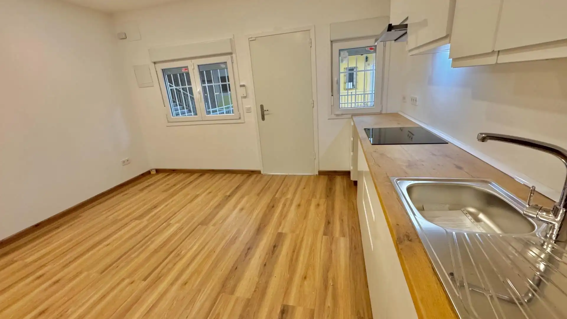 Kitchen of Study for sale in Torremolinos  with Air Conditioner