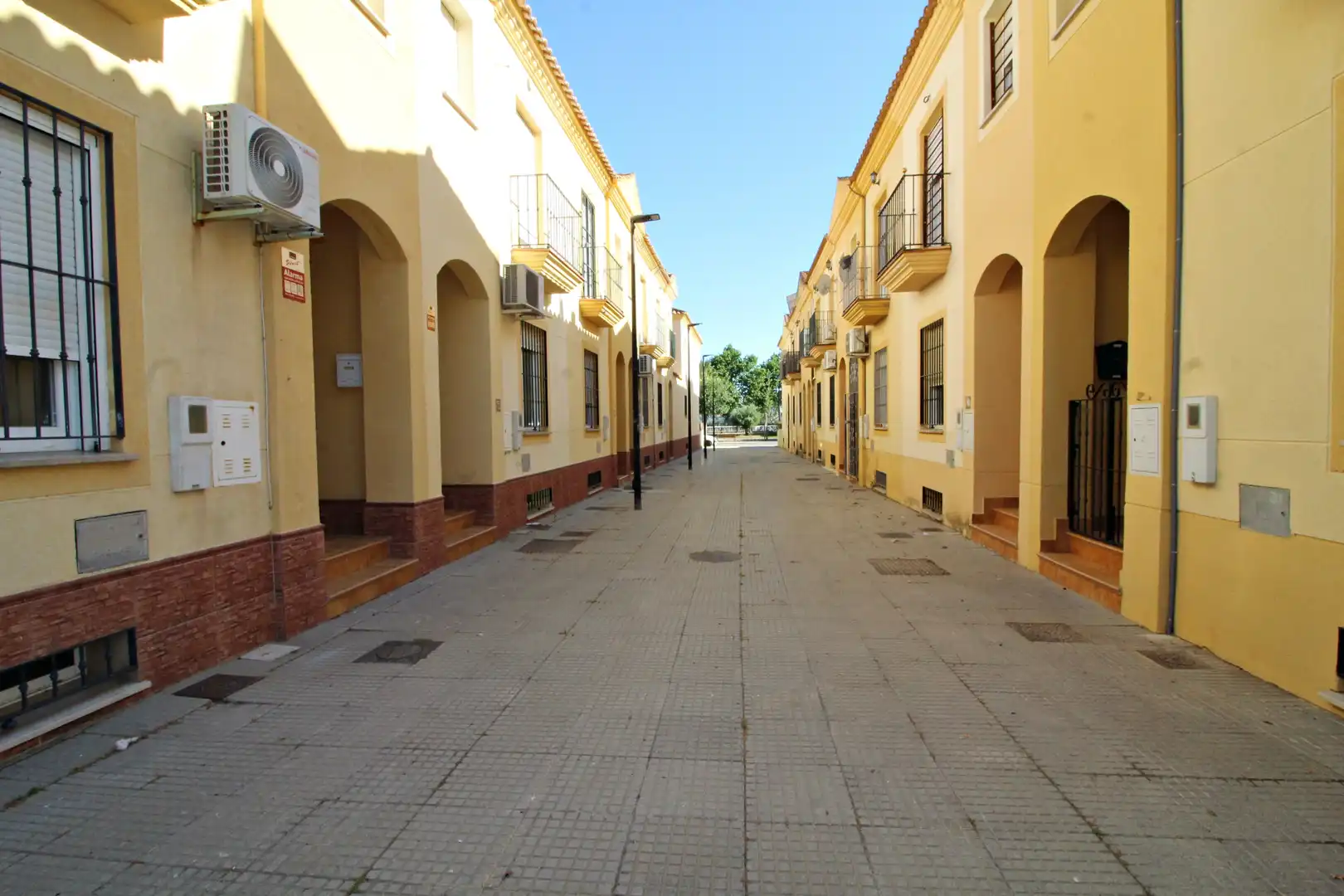 Vista exterior de Casa adosada en venta en San Juan del Puerto con Amueblado