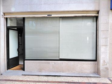 Locale commerciale in affitto a Avenida de Algorta