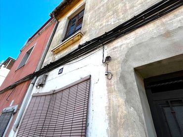 Haus zum Verkauf in Avenida CARCAIXENT