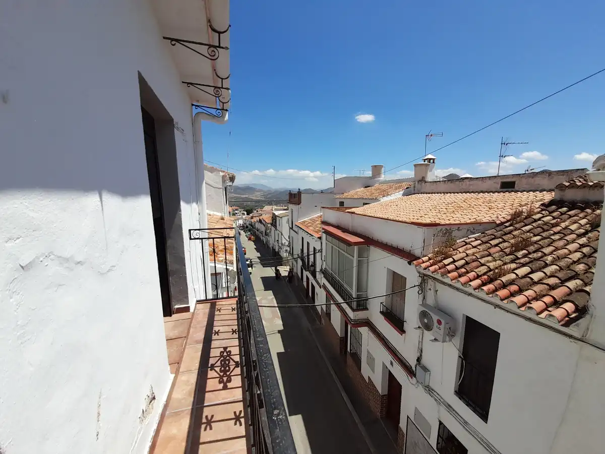 Vista exterior de Casa adosada en venda en Álora amb Aire condicionat i Terrassa