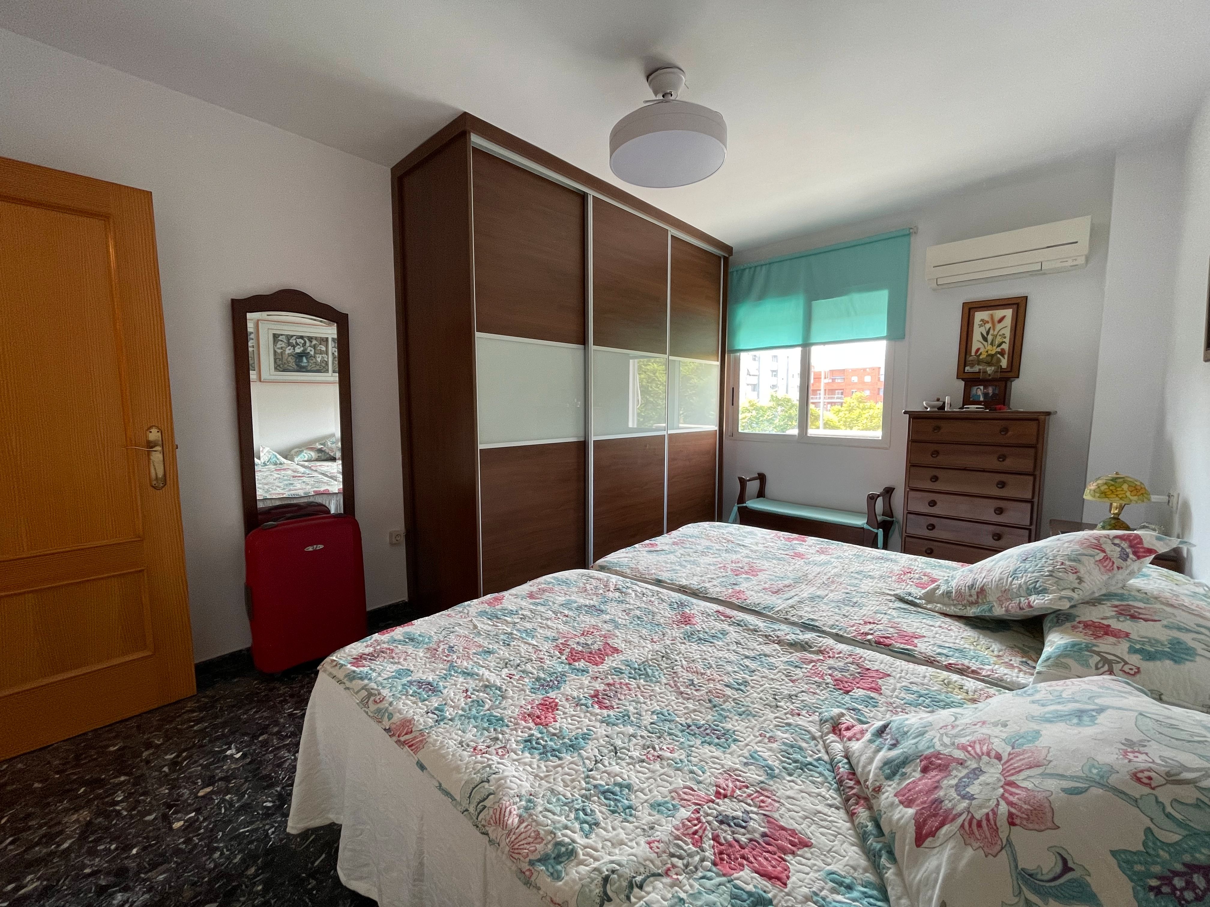 Bedroom of Flat for sale in Sagunto / Sagunt  with Air Conditioner, Heating and Storage room