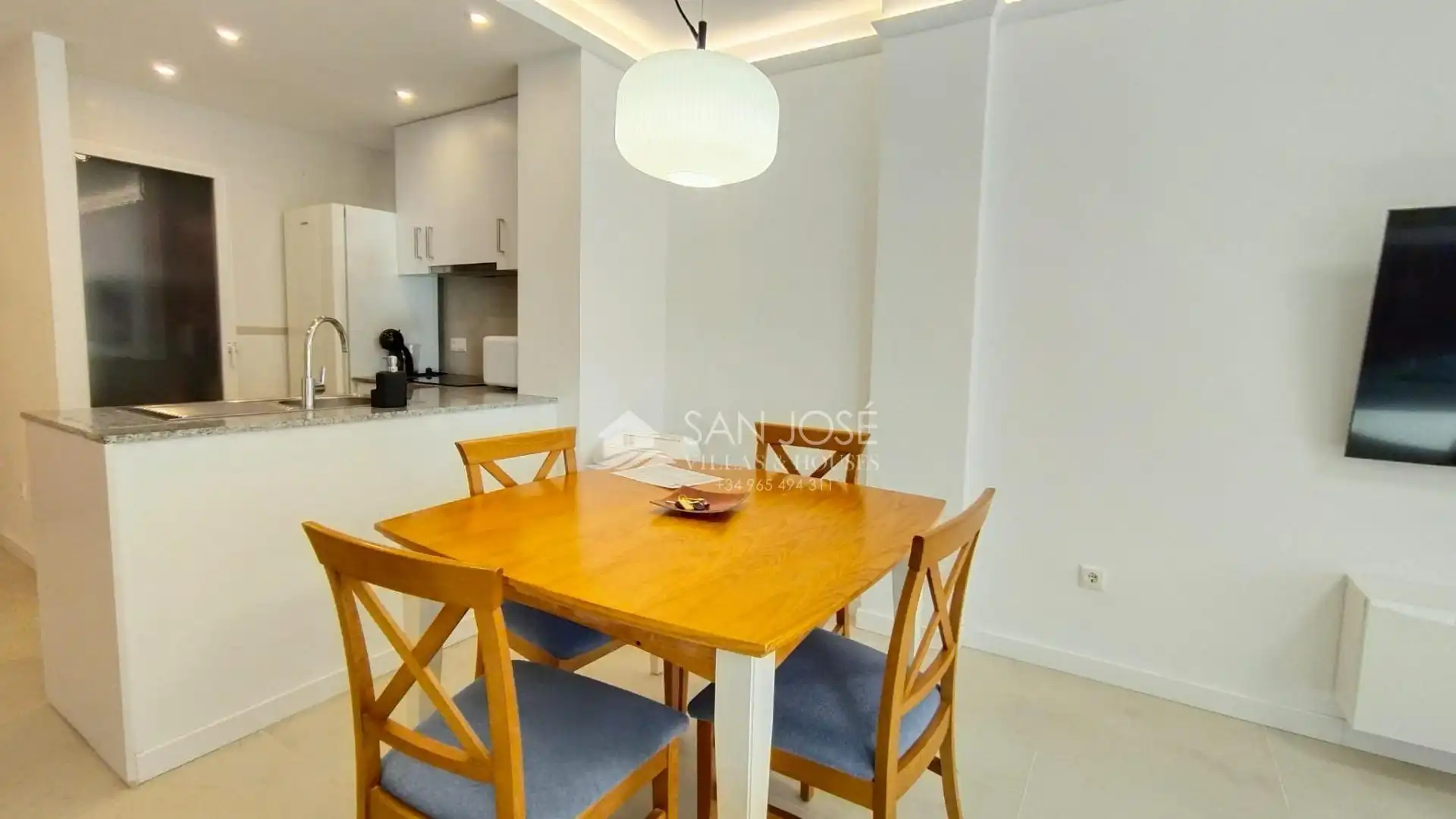 Comedor de Apartamento en venta en Elche / Elx con Aire acondicionado, Calefacción y Jardín privado