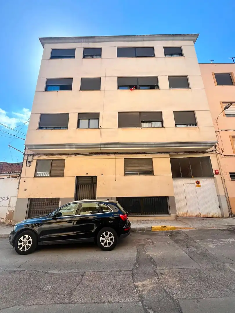 Vista exterior de Pis en venda en Sant Joan de Moró amb Aire condicionat i Moblat