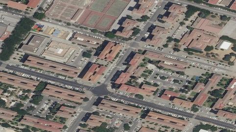 Foto 2 de Piso en venta en Ildefonso Marañón Lavi 1, Parque Alcosa, Sevilla Capital