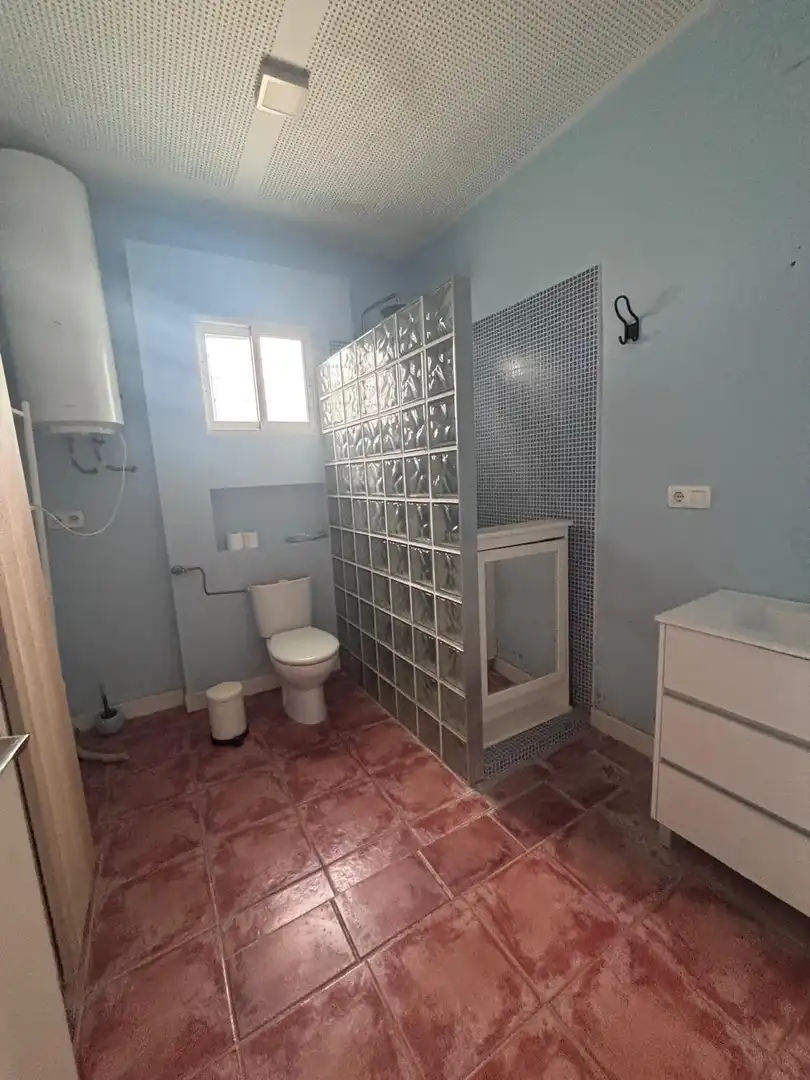 Casa con piscina en venta en Los Palacios y Villafranca, imagen 13