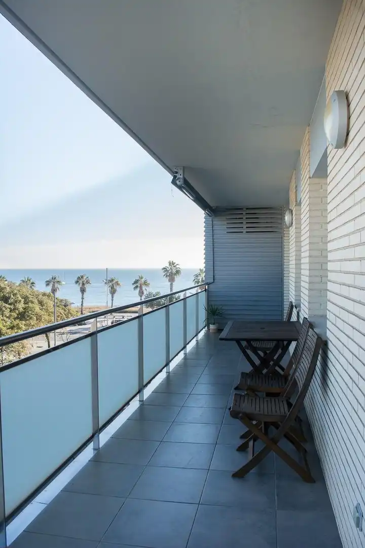 Balcony of Flat for sale in Badalona  with Air Conditioner, Heating and Parquet flooring