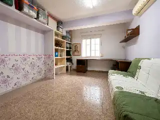 Dormitori de Casa adosada en venda en Centro
