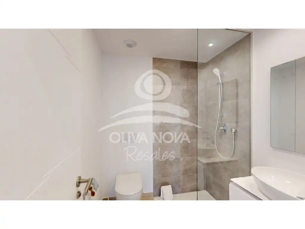 Detached homes for sale in Calle Degas, Oliva Nova