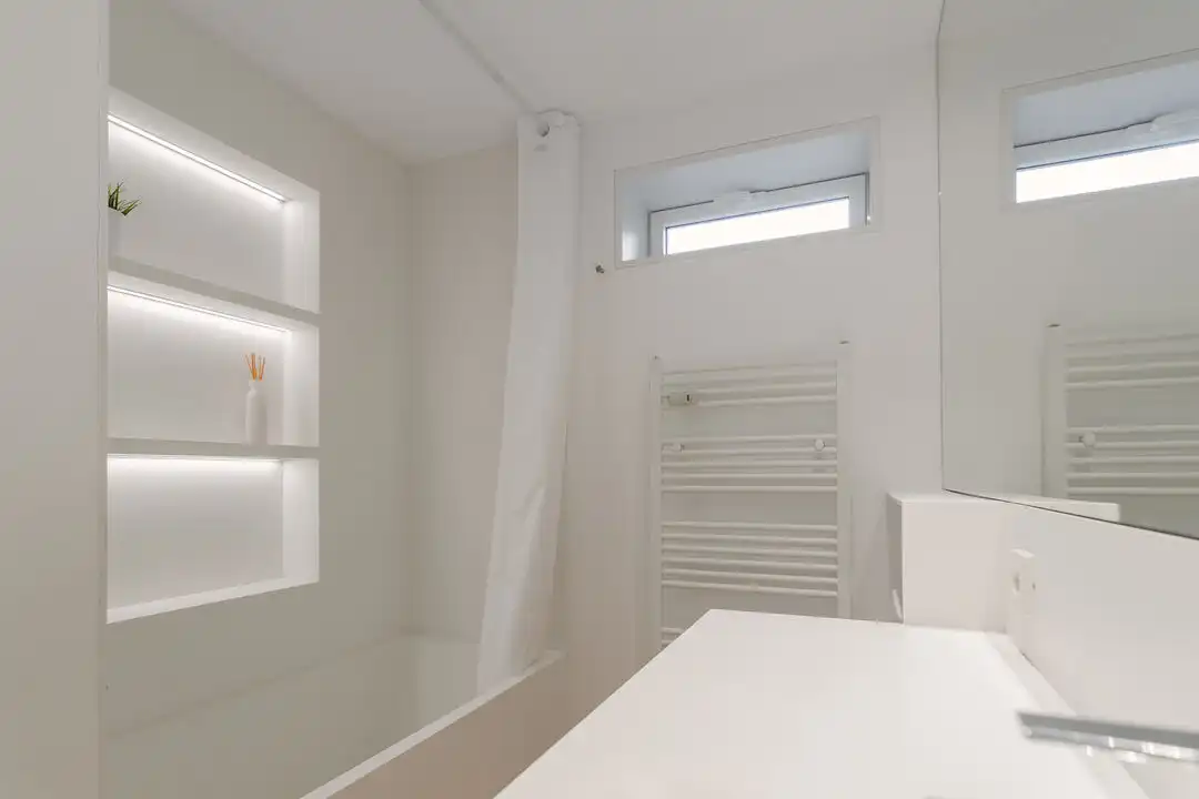 Baño de Ático en venta en  Pamplona / Iruña con Calefacción, Terraza y Alarma
