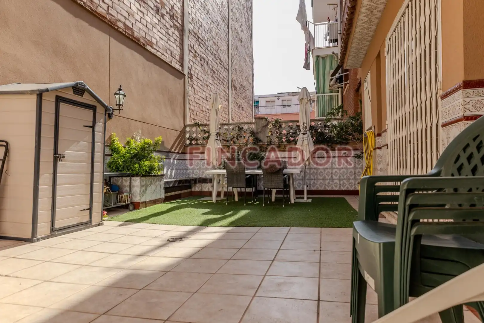 Detached homes for sale in Carrer de Gravina, Llefià