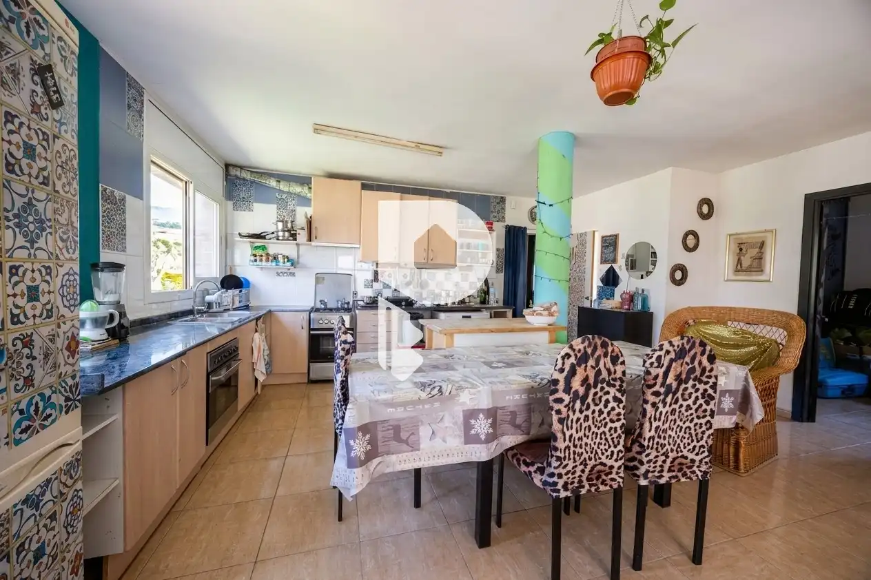 Cuina de Casa o xalet en venda en Cervelló amb Aire condicionat, Jardí privat i Terrassa