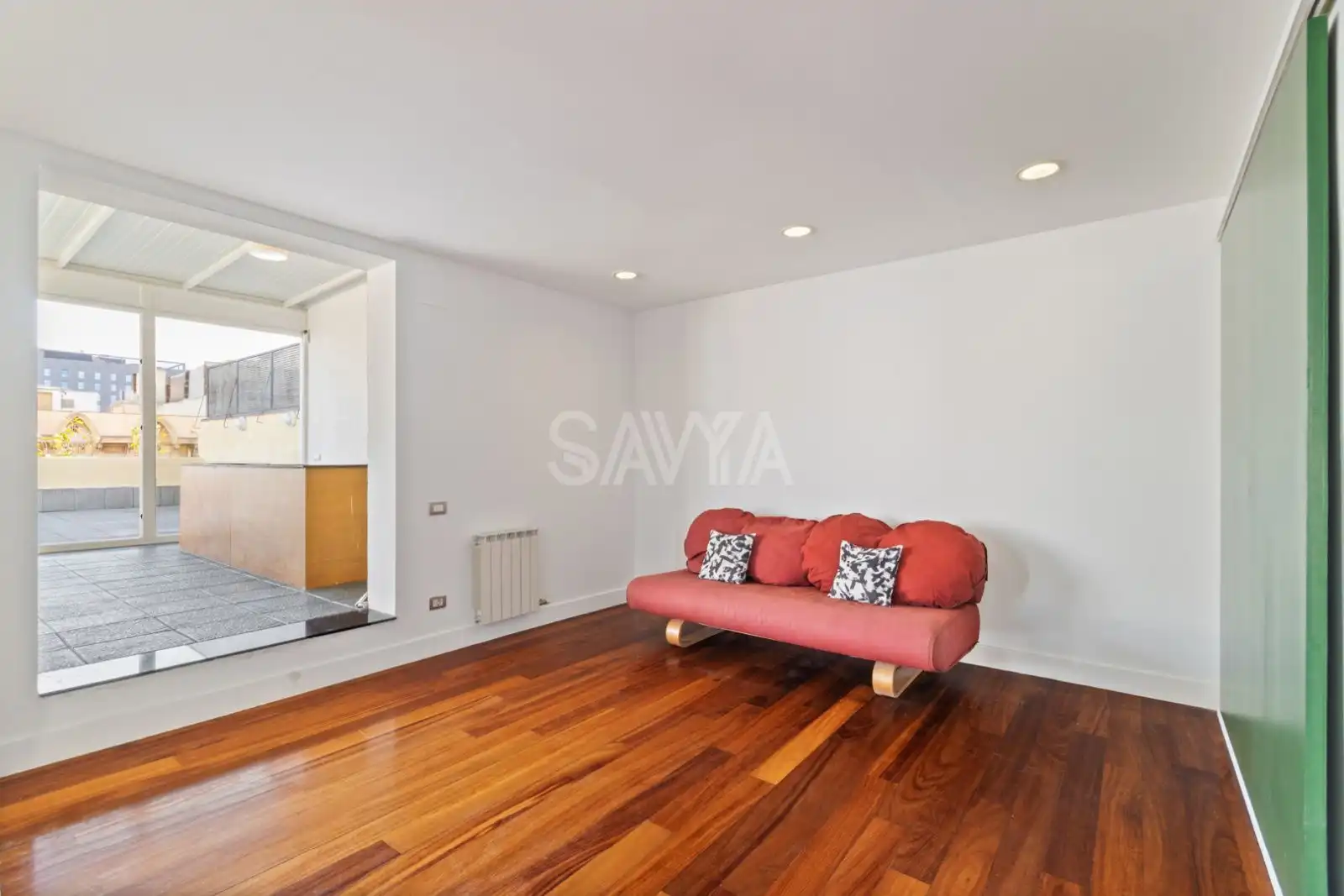 Living room of Office for sale in Barcelona