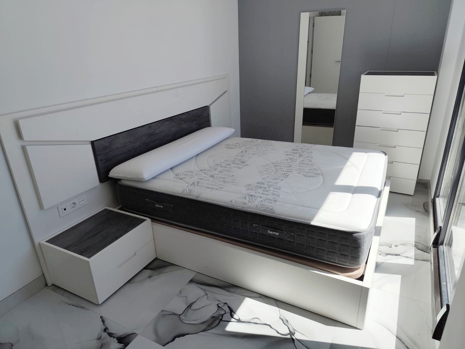 Attic to rent in Calle Orense, 31, Las Tres Cruces