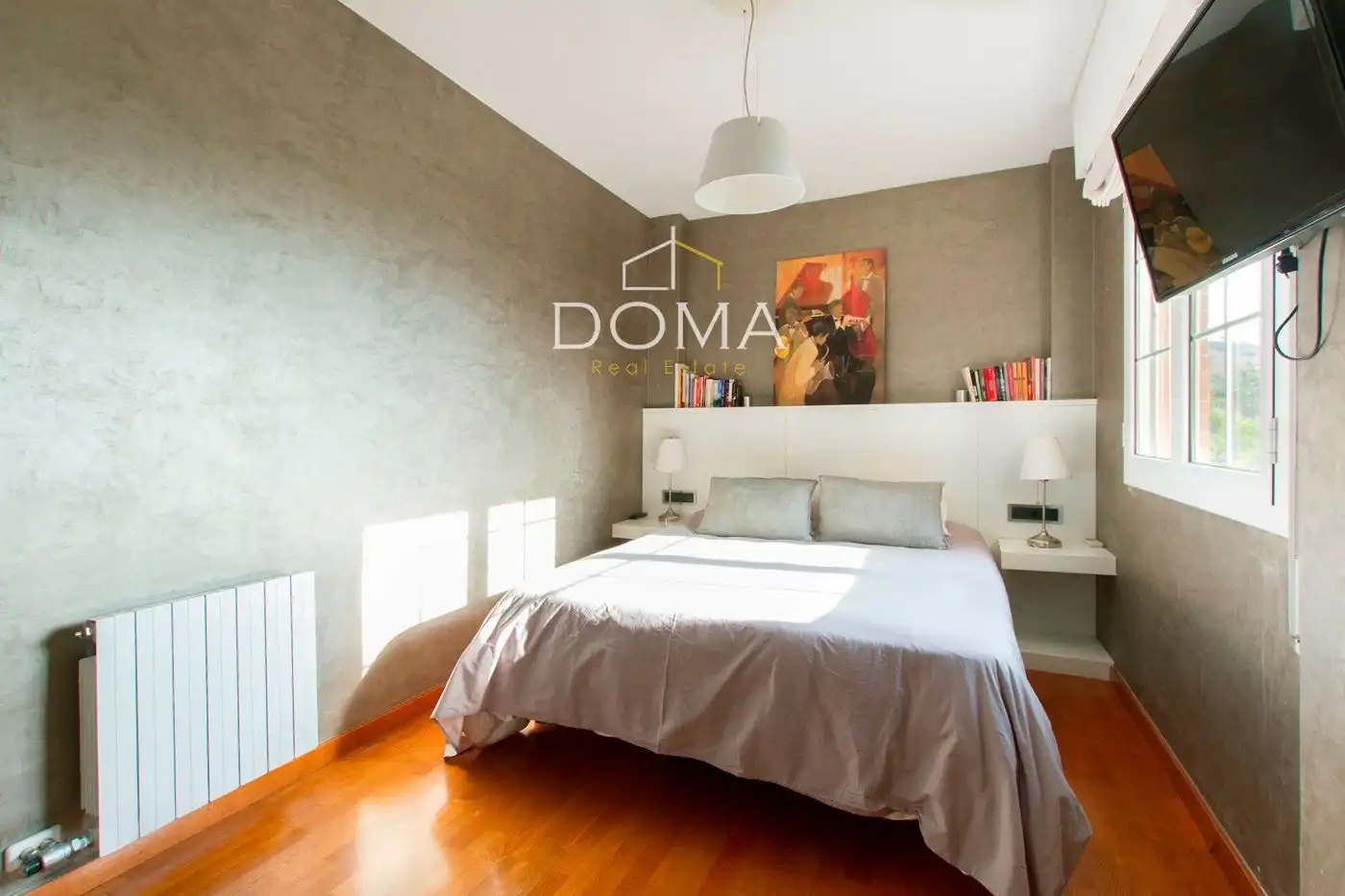 Habitación de Casa adosada en venta en Esplugues de Llobregat con Aire acondicionado, Calefacción y Terraza